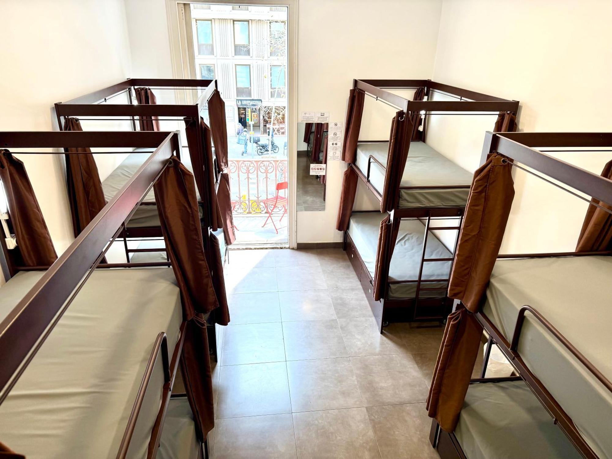 Hip Karma Hostel Barcelona Kültér fotó