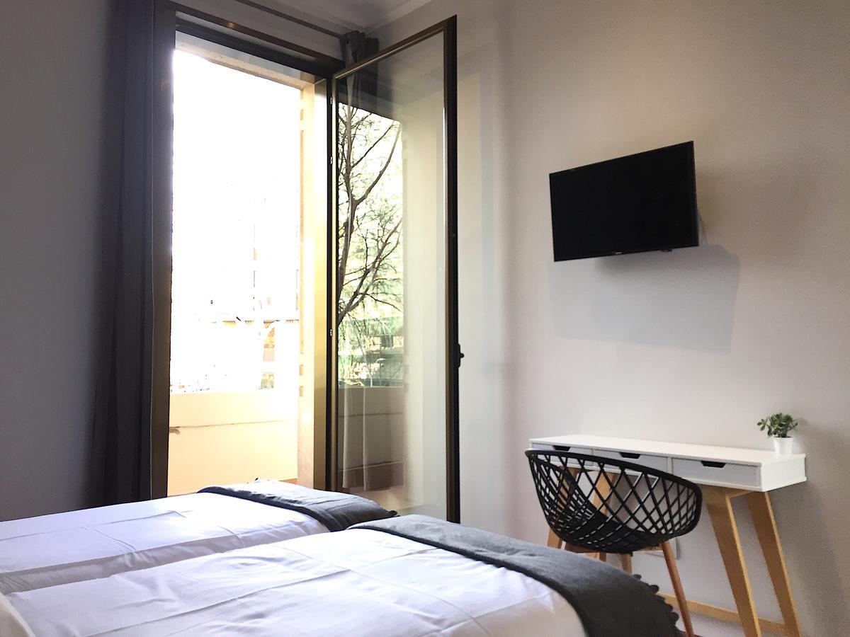 Hip Karma Hostel Barcelona Kültér fotó